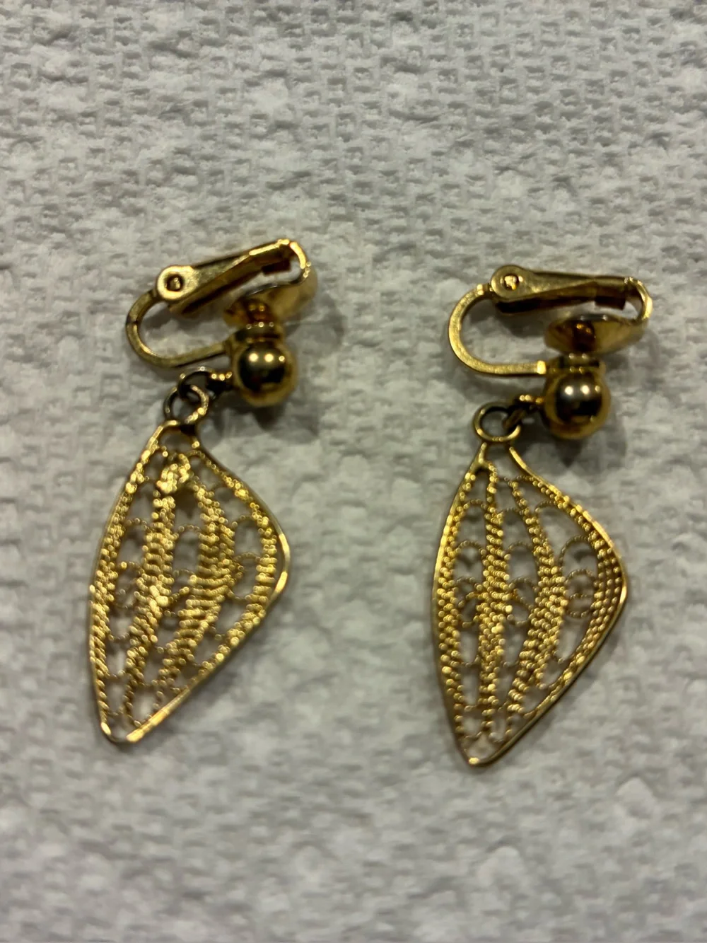 Gold Leaf Filigree Clip-On Earrings - Gold